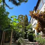 Haus Pia Executive Apartment