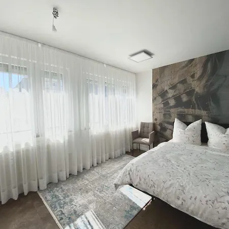 Haus Pia Executive דירה פרידריכסהאפן