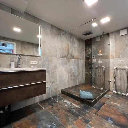 Haus Pia Executive * 腓特烈港