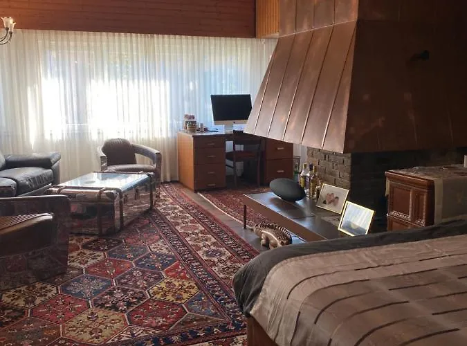 Haus Pia Executive Apartment