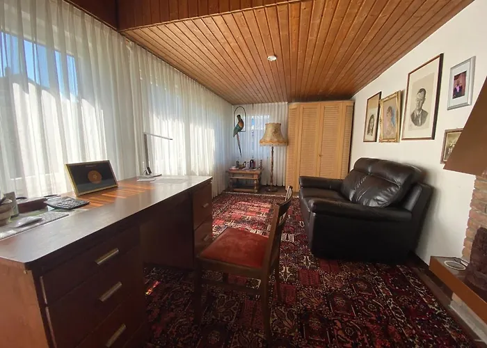 Haus Pia Executive Apartment *