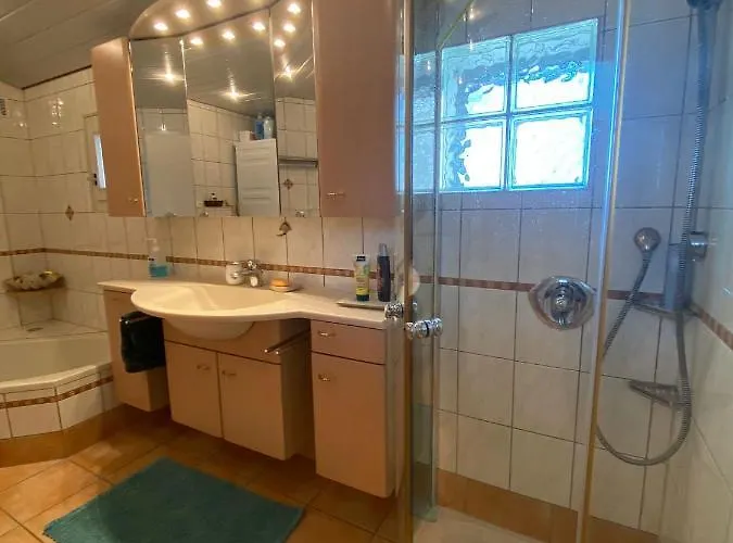 Haus Pia Executive * Friedrichshafen